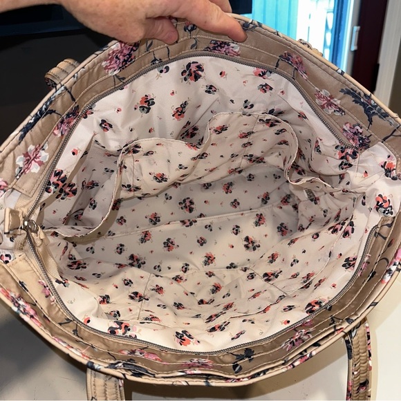 Vera Bradley Strawflowers Large Zippered Tote in Performance Twill - Picture 2 of 8